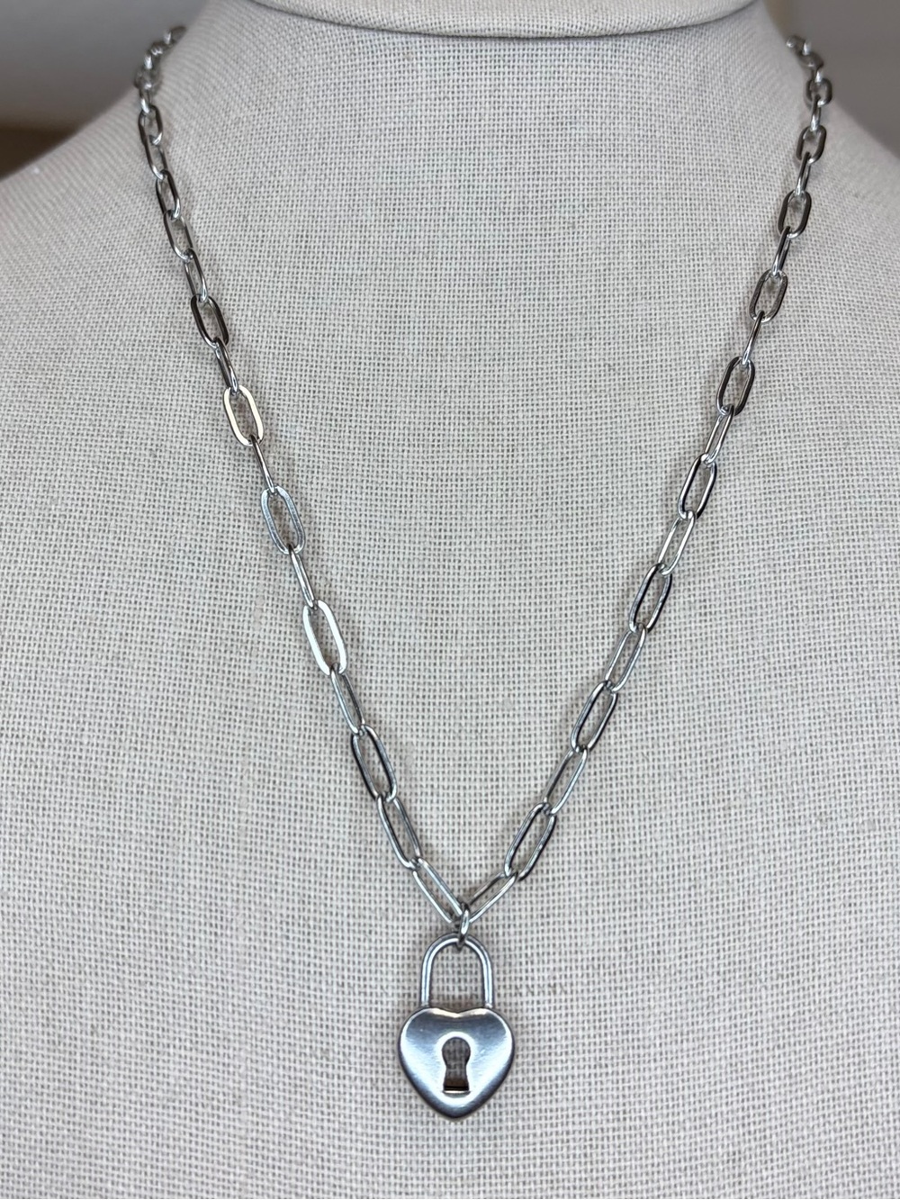 Stainless Steel Paperclip Chain Necklace with Heart Padlock Pendant